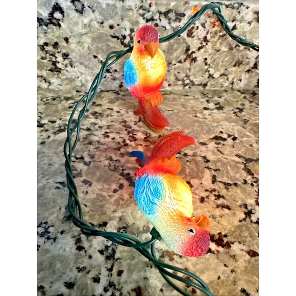Tropical Paradise Parrot String Lights 10 Parrots 4" Each Rubber Indoor Outdoor - Picture 11 of 12